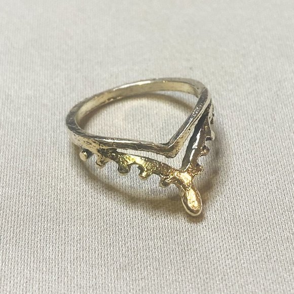 Crown style Silver Boho Ring Stackable Small Ring Grunge Goth Punk - Picture 4 of 9